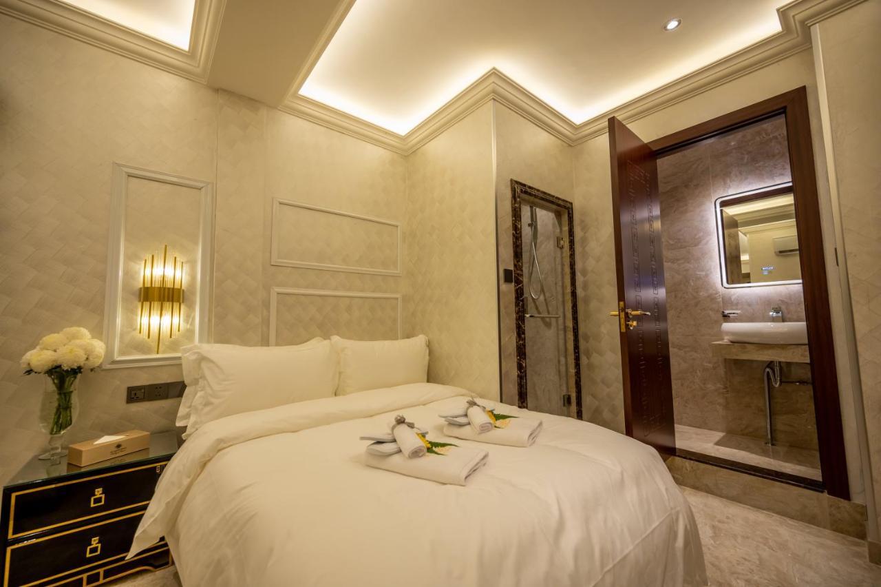Hotel A @ Between Hilton & Cititel 4*