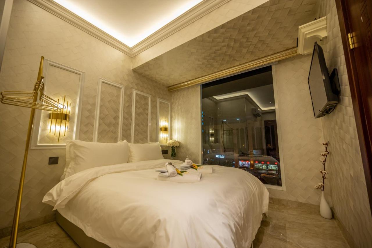 A @ Between Hilton & Cititel 4* Kota Kinabalu